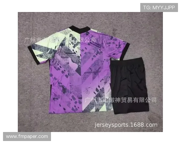 紫色球衣在英超出现的历史、球队与配色点评